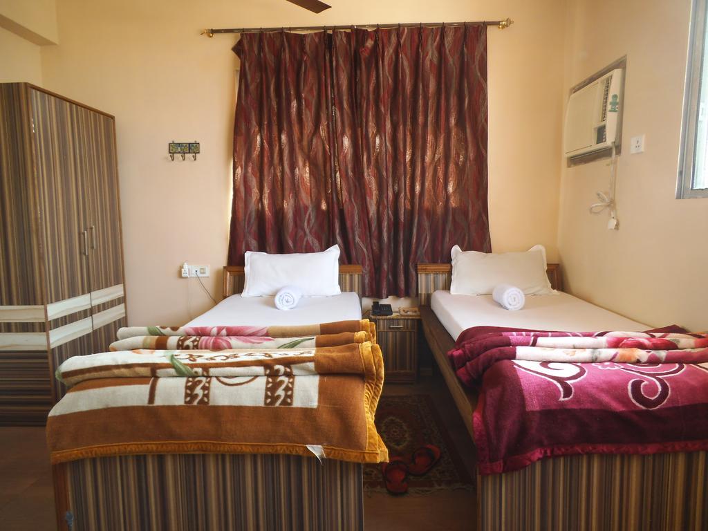 City Centre Otel Agartala Oda fotoğraf