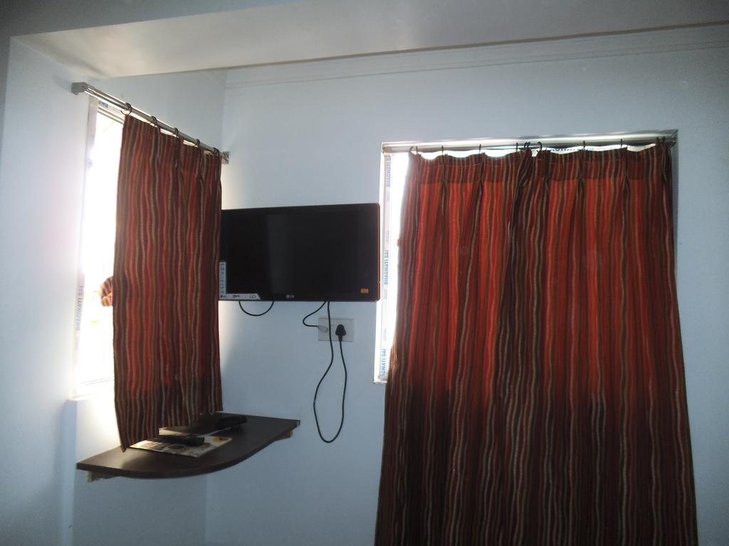 City Centre Otel Agartala Oda fotoğraf